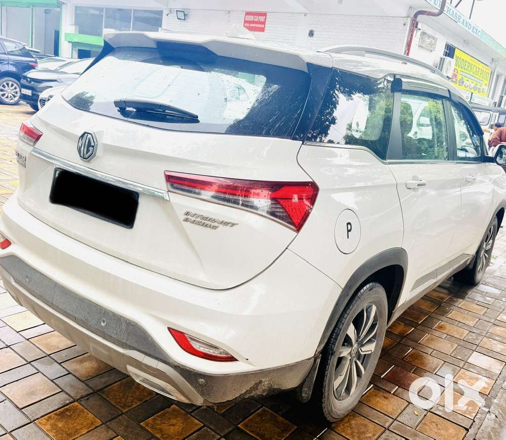 Mg Hector Plus Sharp Pro 1.5 Turbo Petrol Cvt 6 Str Dual Tone, 2020,..