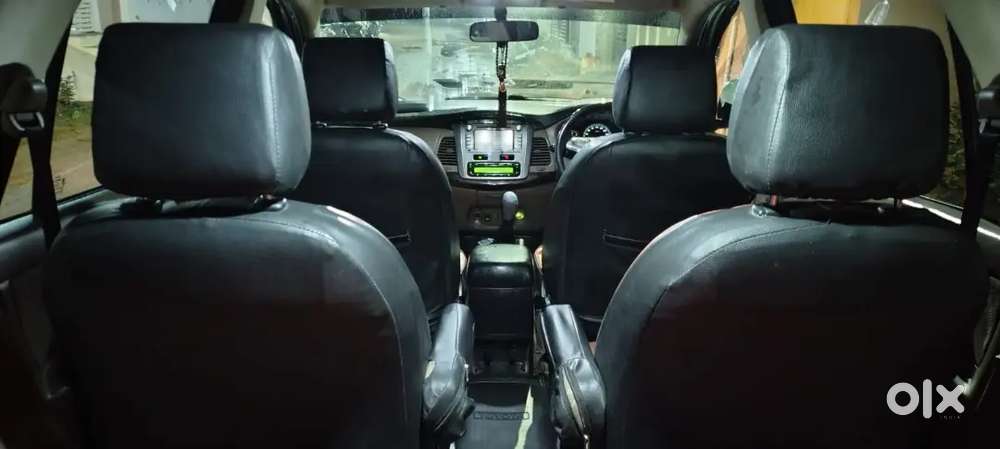 Toyota Innova 2015 Diesel Well Maintained