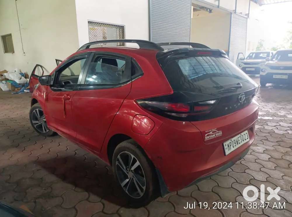 Tata Altroz 2020 Petrol 175000 Km Driven