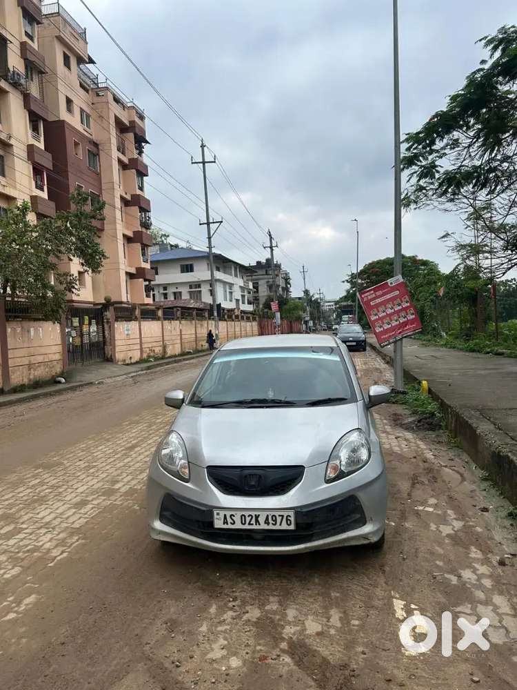 Honda Brio Mt 2013
