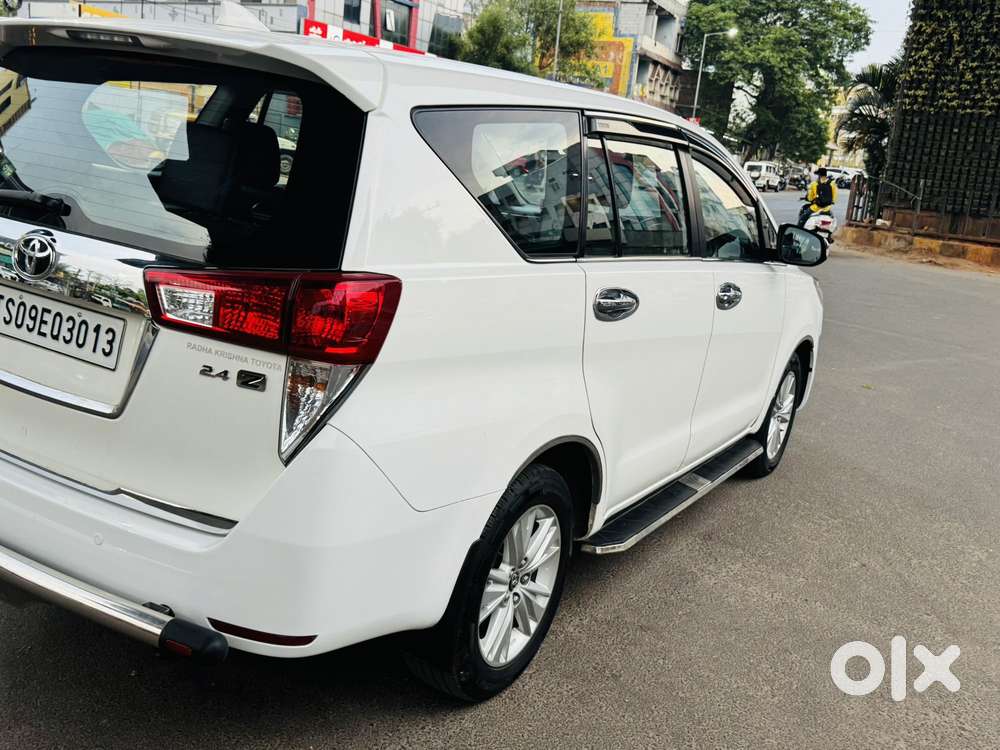 Toyota Innova Crysta 2.4 Z 7 Str, 2016, Diesel