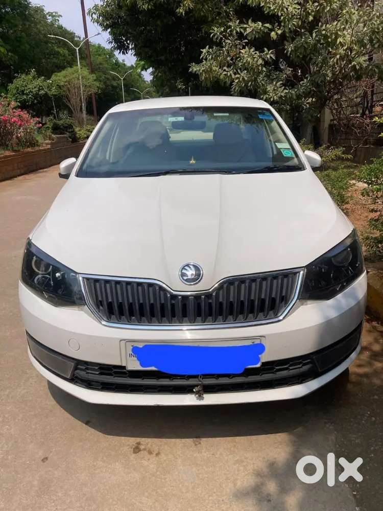 Skoda Rapid Style 1.0 Tsi Mt