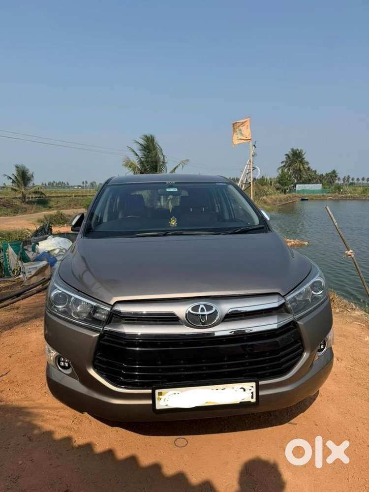 Toyota Innova Crysta 2018 Diesel Well Maintained