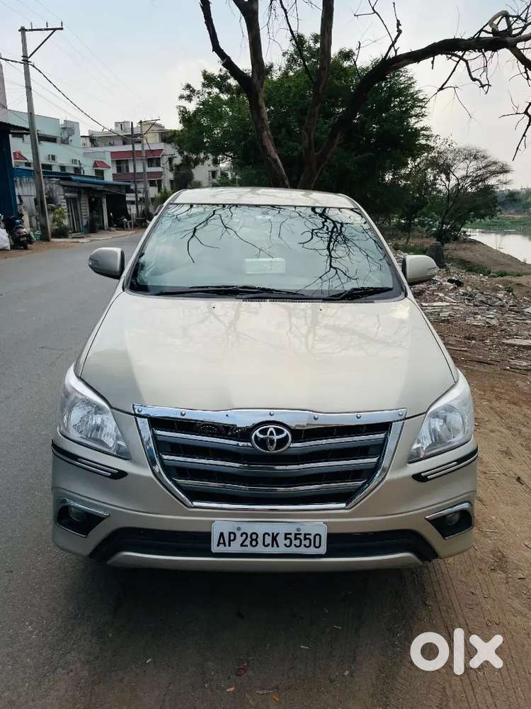 Toyota Innova 2013 Diesel Well Maintained