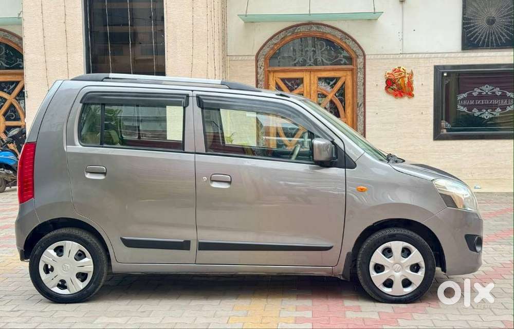 Maruti Suzuki Wagon R Amt Vxi, 2017, Petrol
