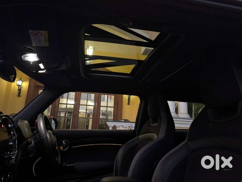 Mini Cooper 3 Door John Works, 2022, Petrol