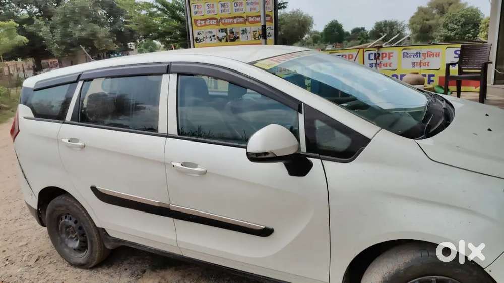 Mahindra Marazzo Diesel 2019