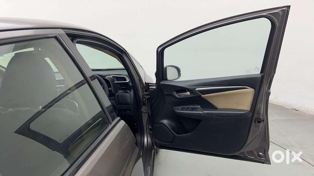 Honda Jazz V At I-vtec, 2015, Petrol