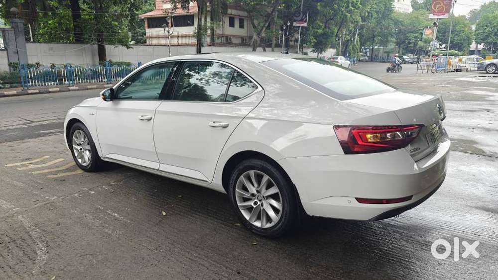 Skoda Superb 2.0 Tsi At L&k, 2018, Petrol