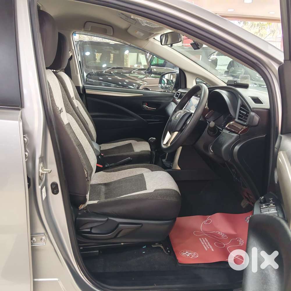 Toyota Innova Crysta [2020-ongoing] 2.4 Gx At 7 Str, 2021, Diesel