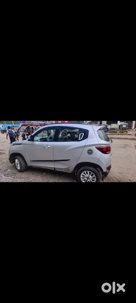 New Car Lena Hai Isliye Bech Raha Hun