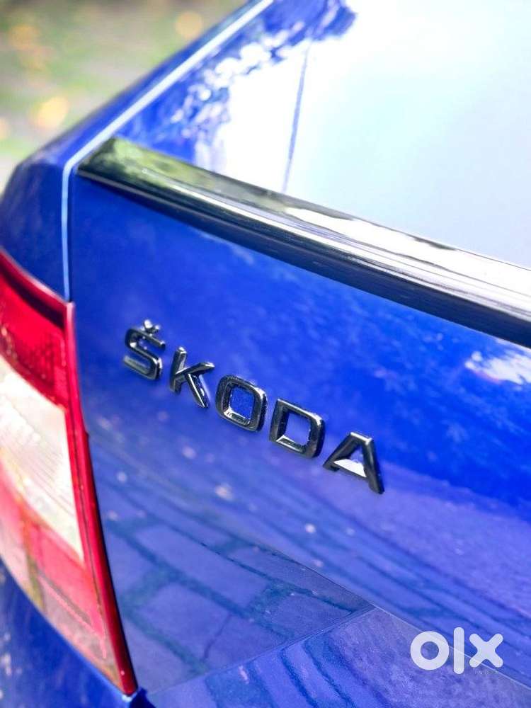 Skoda Rapid 1.0 Ambition Tsi At, 2021, Petrol