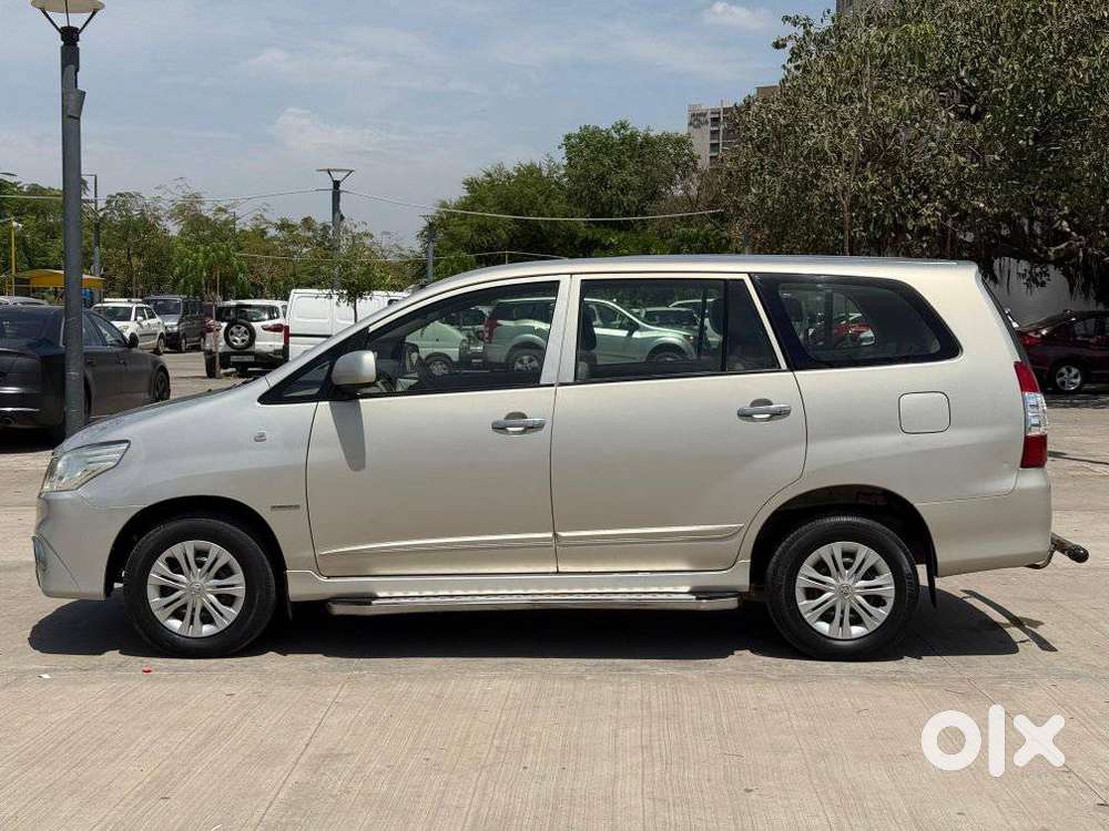 Toyota Innova 2.5 G (diesel) 7 Seater Bs Iv, 2013, Diesel