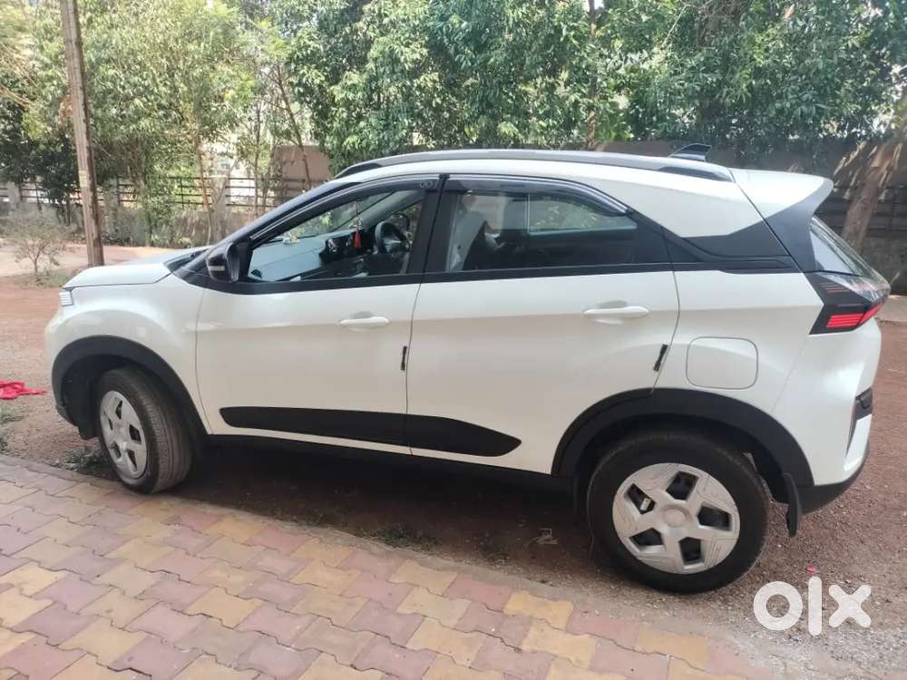 Tata Nexon 2025 Petrol 8000 Km Driven