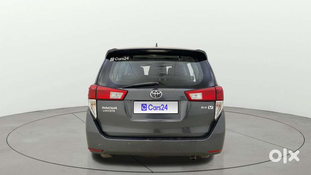 Toyota Innova Crysta 2.4 Vx Mt, 2016, Diesel
