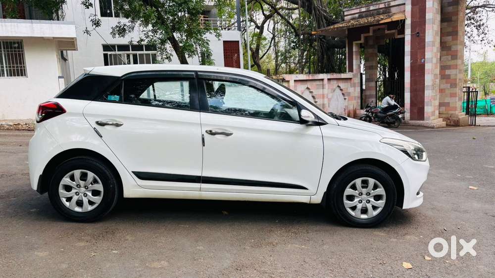 Hyundai Elite I20 Sportz 1.2, 2015, Petrol