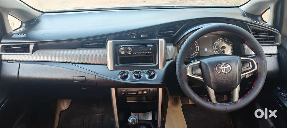 Toyota Innova Crysta 2.4 Gx Mt, 2017, Diesel