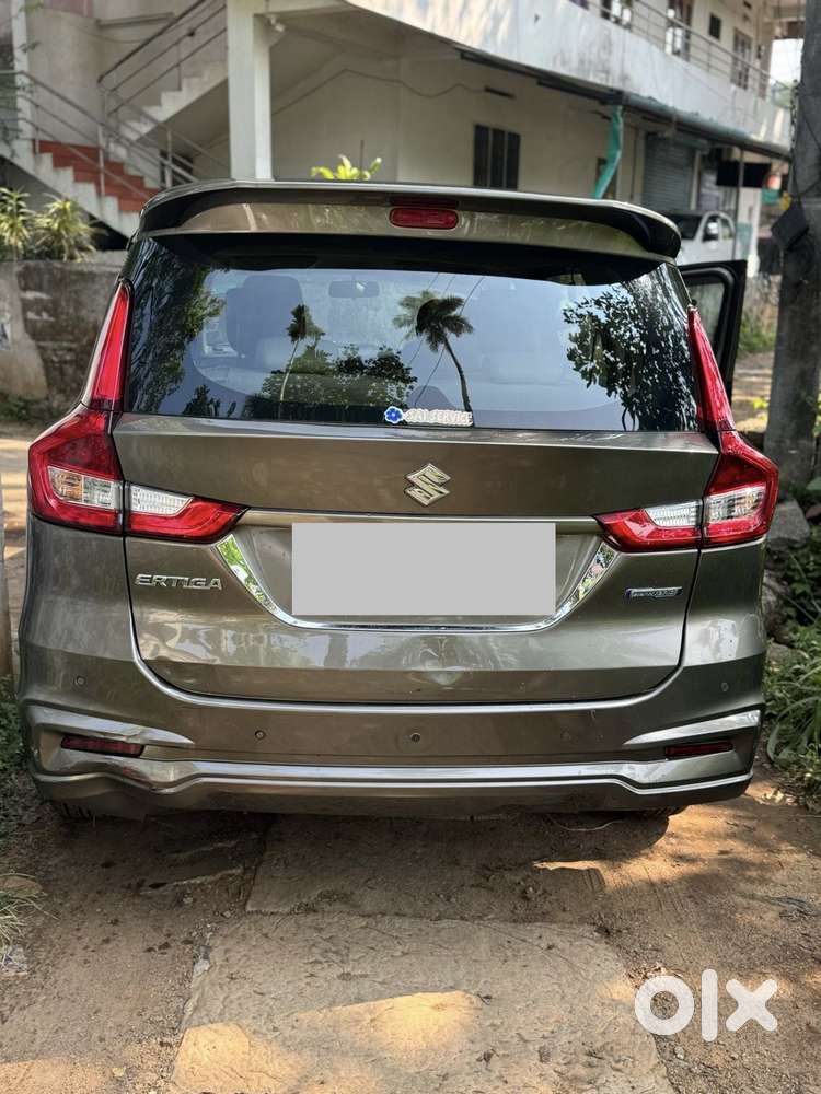 Maruti Suzuki Ertiga Vxi Shvs, 2022, Petrol