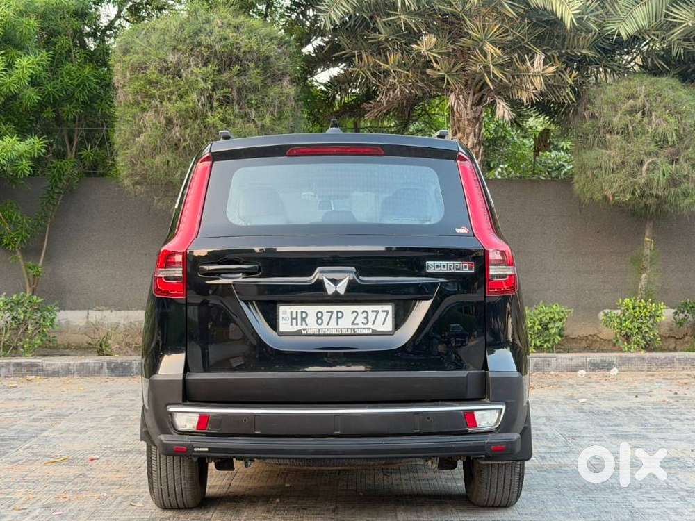 Mahindra Scorpio-n 2.0 Z2 Petrol Mt 7 Str, 2024, Petrol