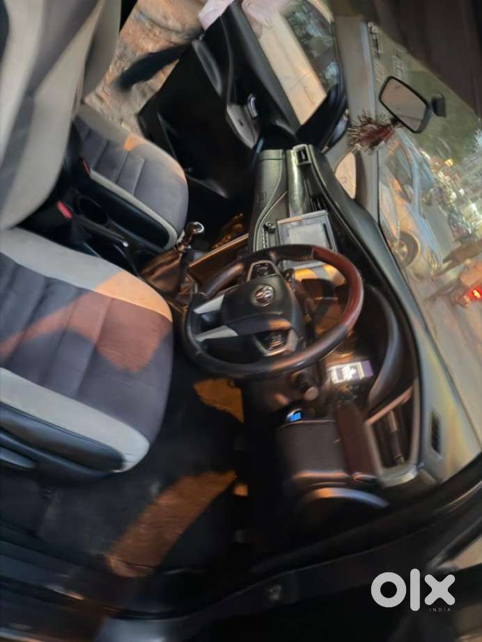 Toyota Innova Crysta 2.4 V 7 Str, 2018, Diesel