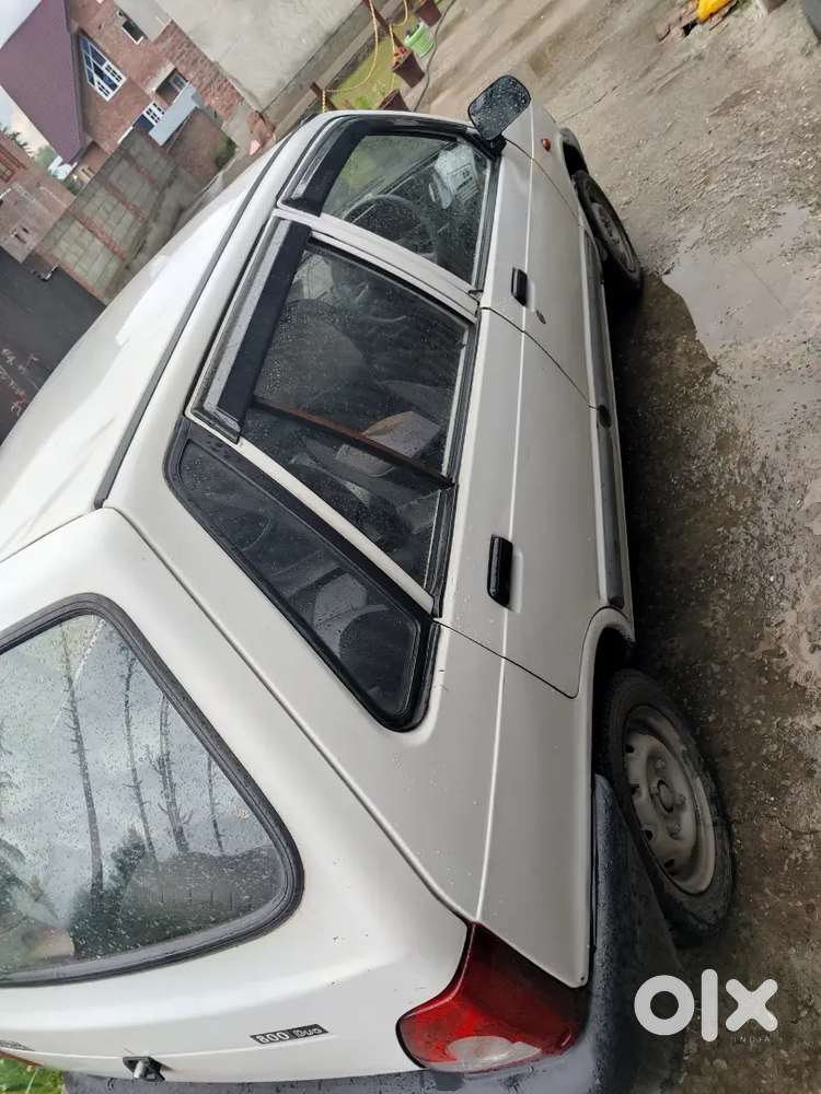 Maruti Suzuki 800 2010