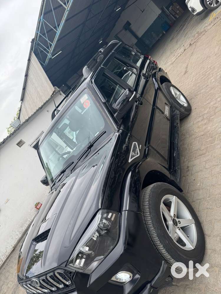 Mahindra Scorpio 2018 S5 Converted S11 Diesel Well Maintained