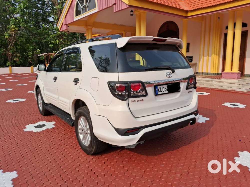 Toyota Fortuner 2011-2016 4x4 Mt, 2013, Diesel