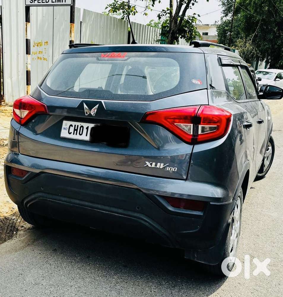 Mahindra Xuv300 W6, 2024, Petrol