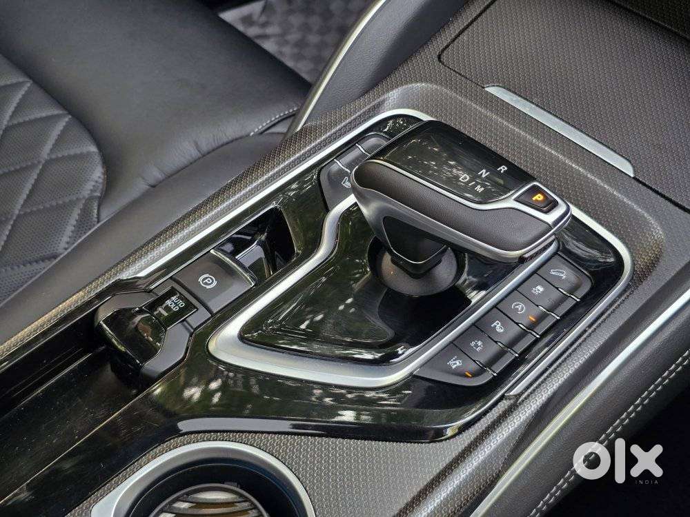 Mg Gloster Blackstorm 7 Str 2.0 Turbo 2wd, 2025, Diesel