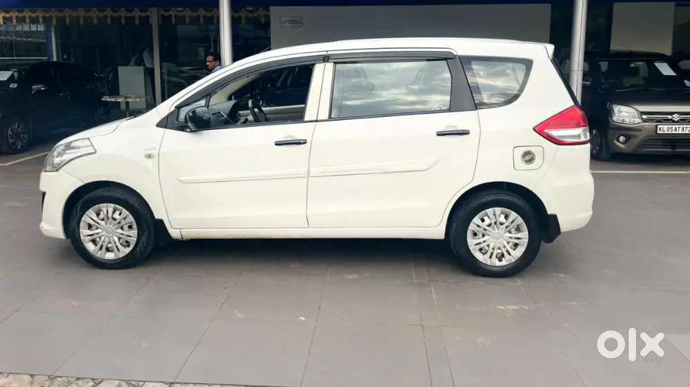 Maruti Suzuki Ertiga 2012