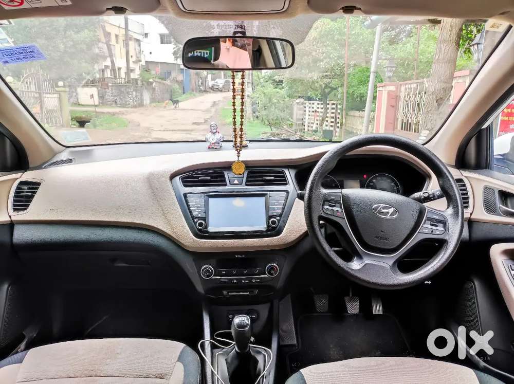 Hyundai I20 Asta 2017 Model Petrol Top Condition  Single Owner