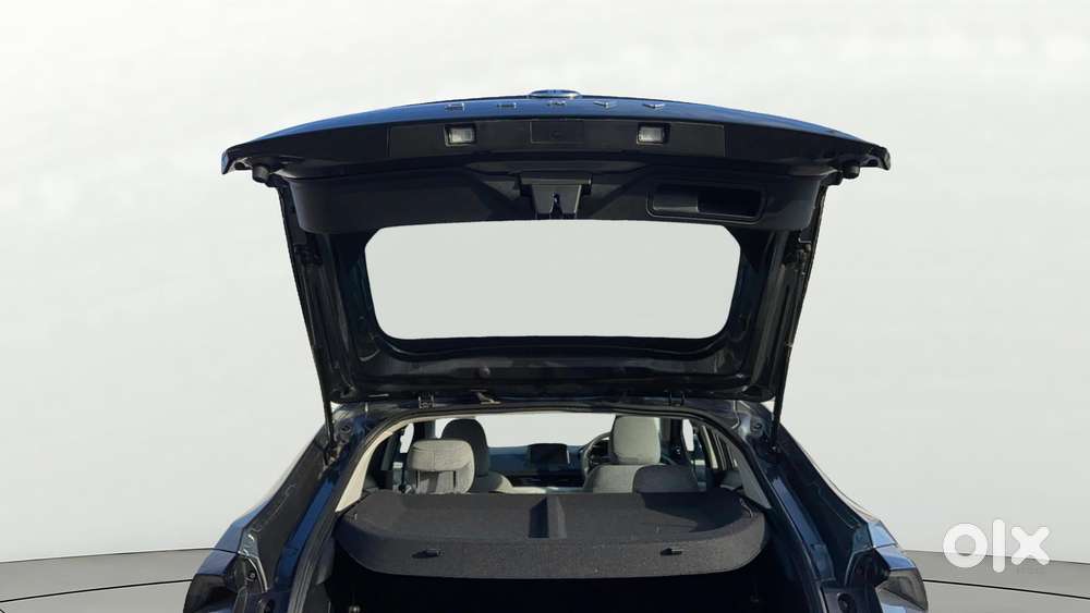 Tata Curvv Pure Plus 1.2 Revotron Petrol 7dca, 2025, Petrol