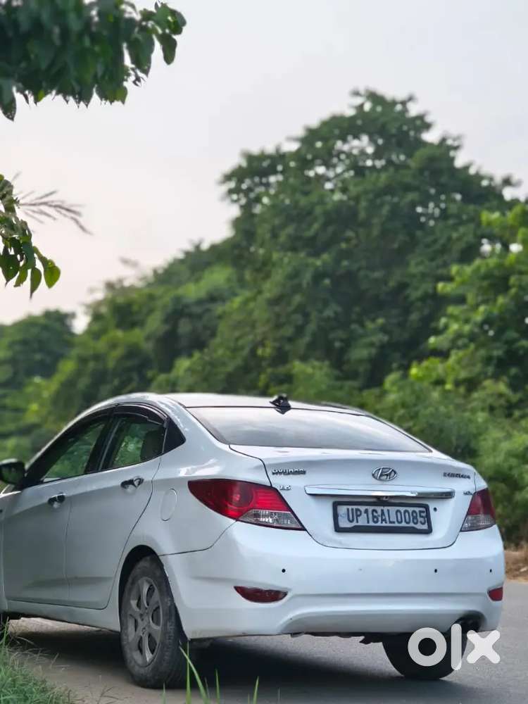 Hyundai Verna 2012 Diesel 100000 Km Driven