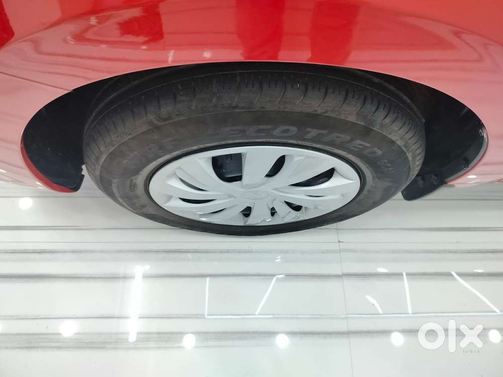 Maruti Suzuki Swift Vxi + Manual, 2025, Petrol