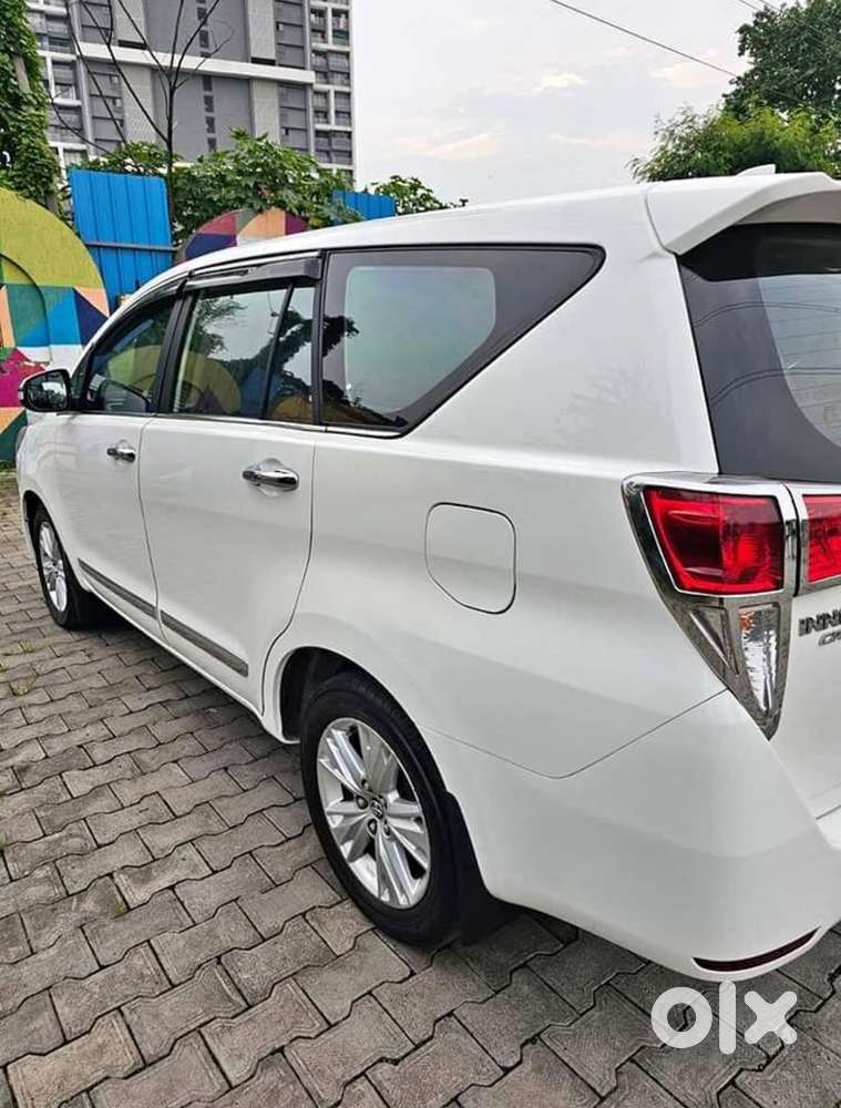 Toyota Innova Crysta Diesel 2016