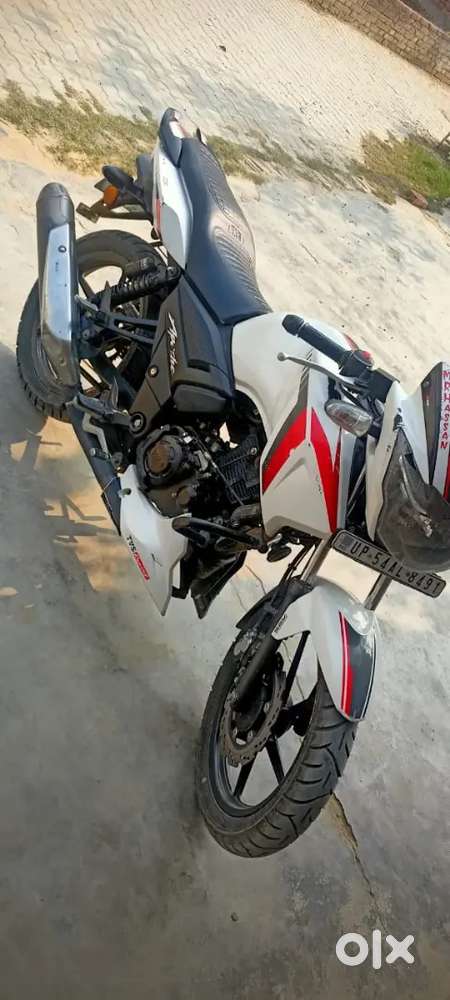 Tvs apache top olx