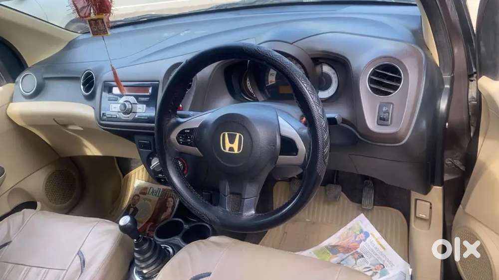 Honda Brio 2012 Petrol Well Maintained