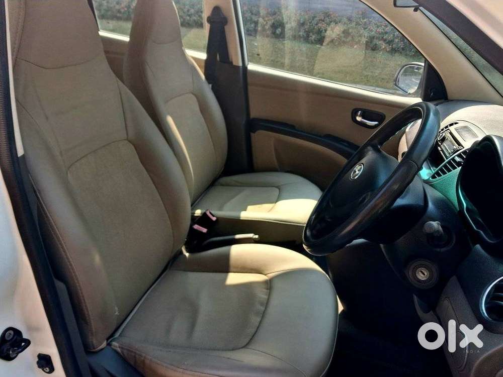 Hyundai I10 Sportz, 2011, Petrol