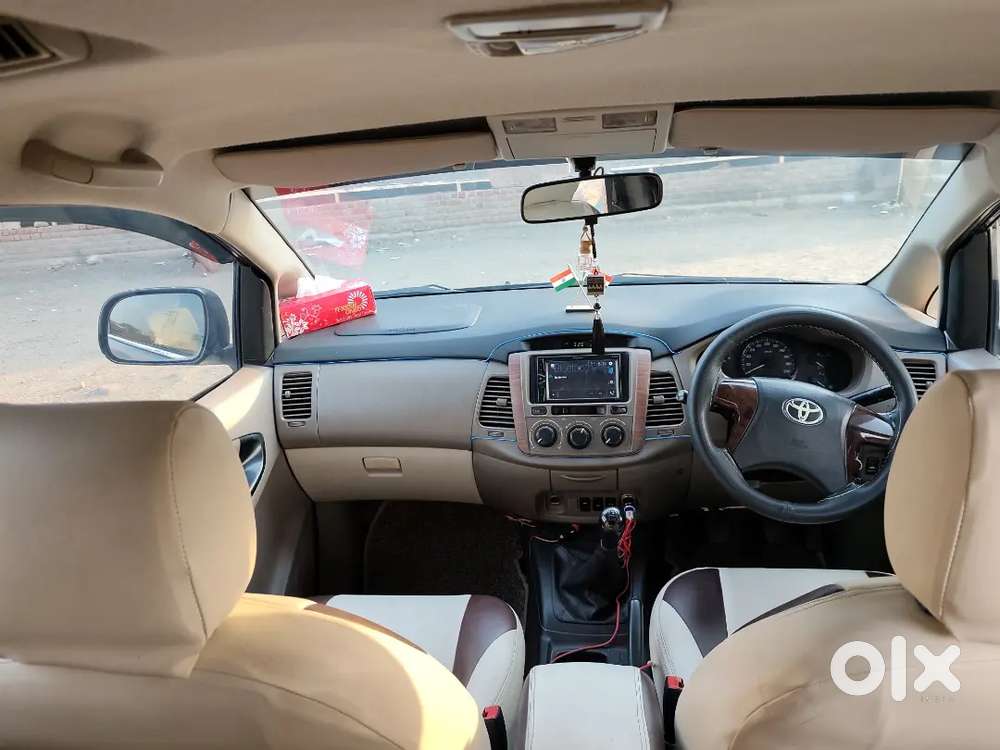 Toyota Innova 2015 Diesel Well Maintained