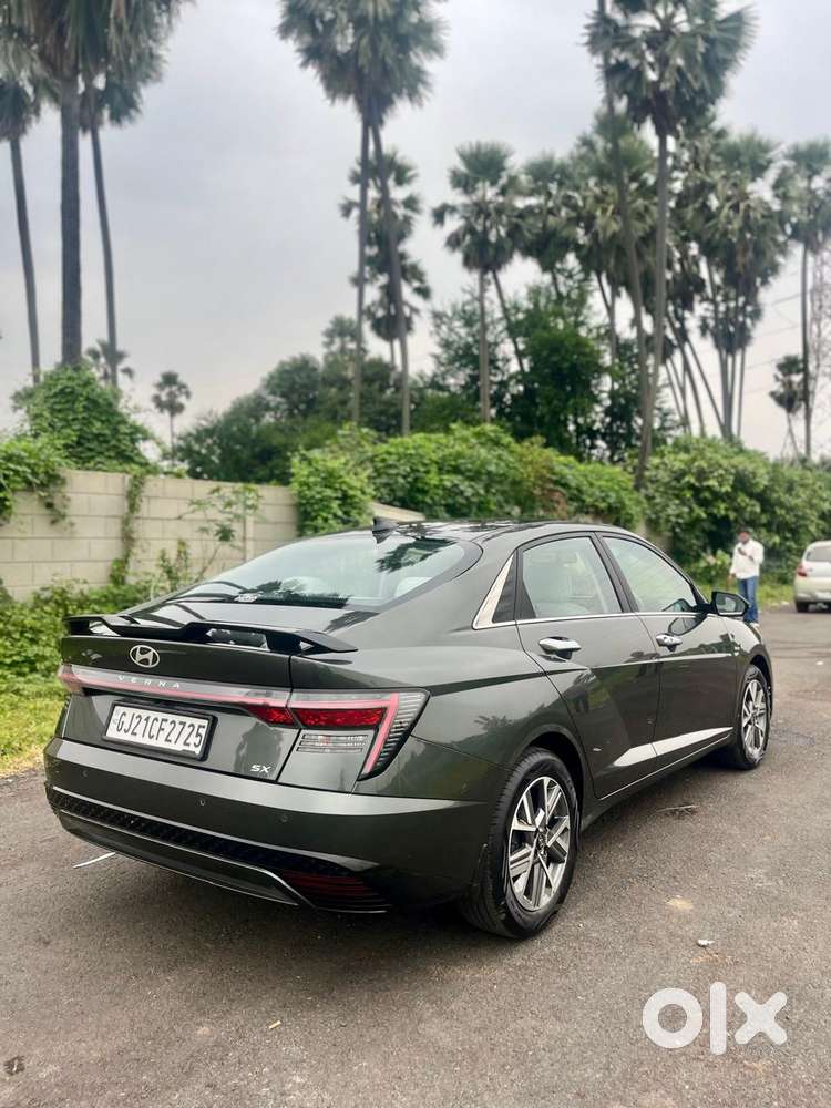 Hyundai Verna Sx Petrol At, 2025, Petrol
