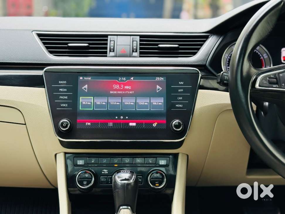 Skoda Superb 2.0 L&k Tsi At, 2019, Petrol