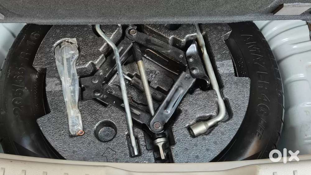 Mahindra Xuv300 W6 Amt Diesel, 2020, Diesel