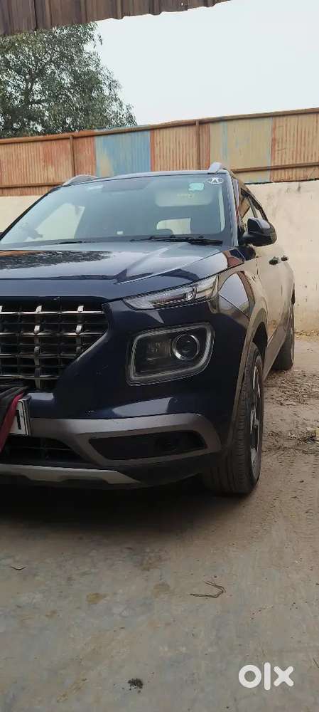 Hyundai Venue 2020 Diesel 65000 Km Driven