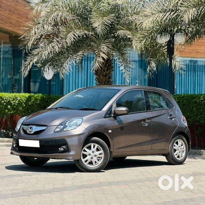 Honda Brio 2011-2013 V Mt, 2012, Petrol