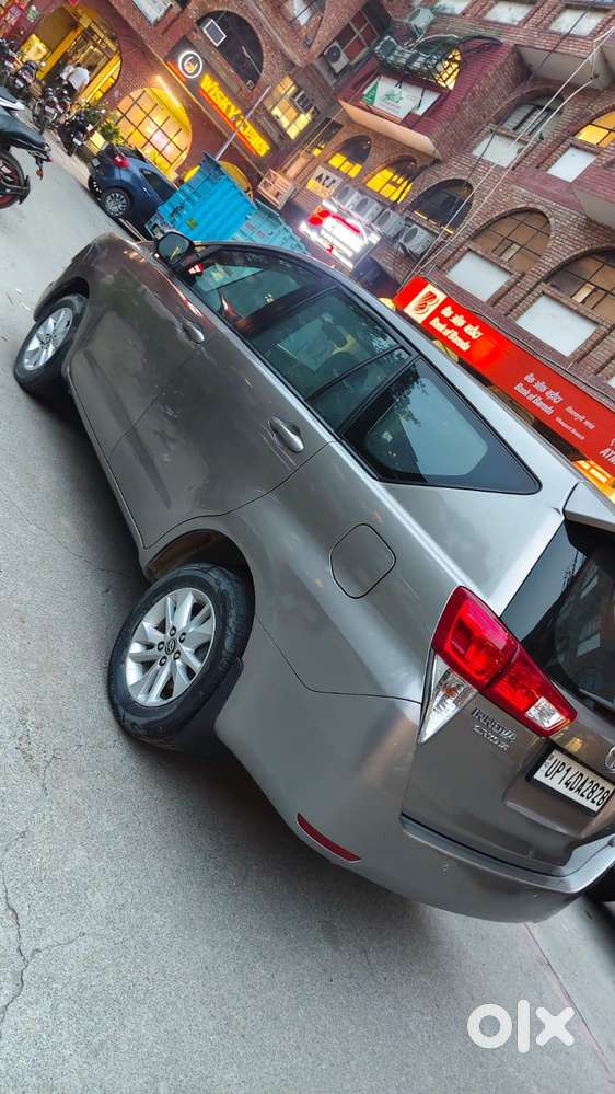 Toyota Innova Crysta 2.8 Gx At, 2016, Diesel