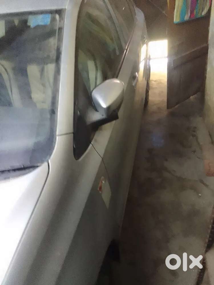 With Power Windos Power Steering Shield Engine Silent Engine