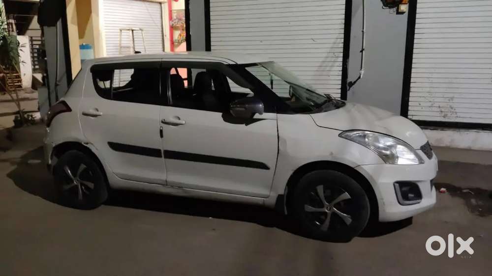 Maruti Suzuki Swift 2016 Diesel 95000 Km Driven