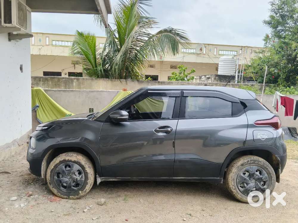 Tata Punch 1.2 Revotron Adventure 2025 Manual