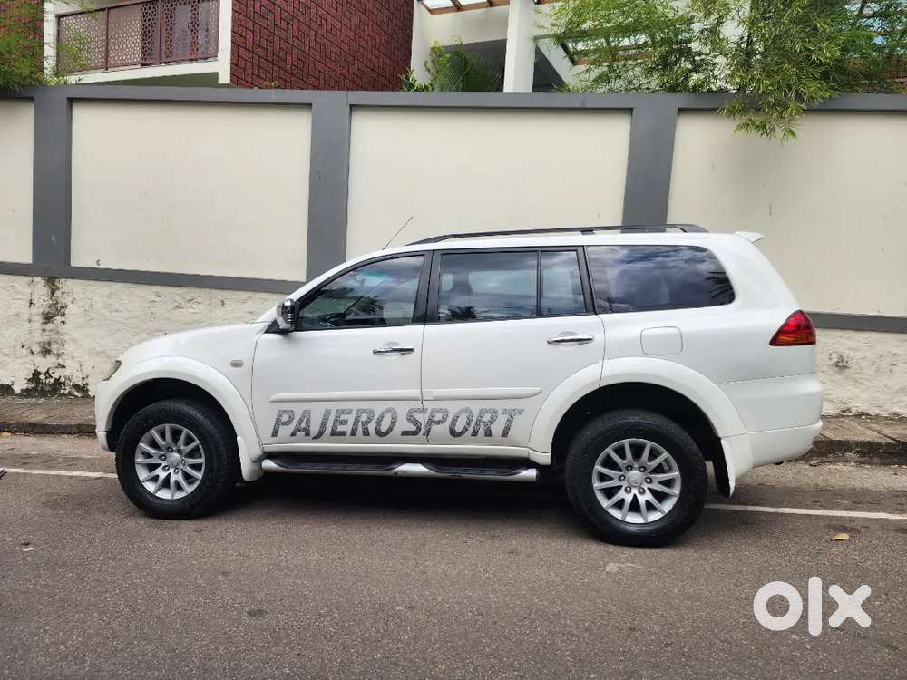 4x4 Mitsubishi Pajero Sport Dec 2014
