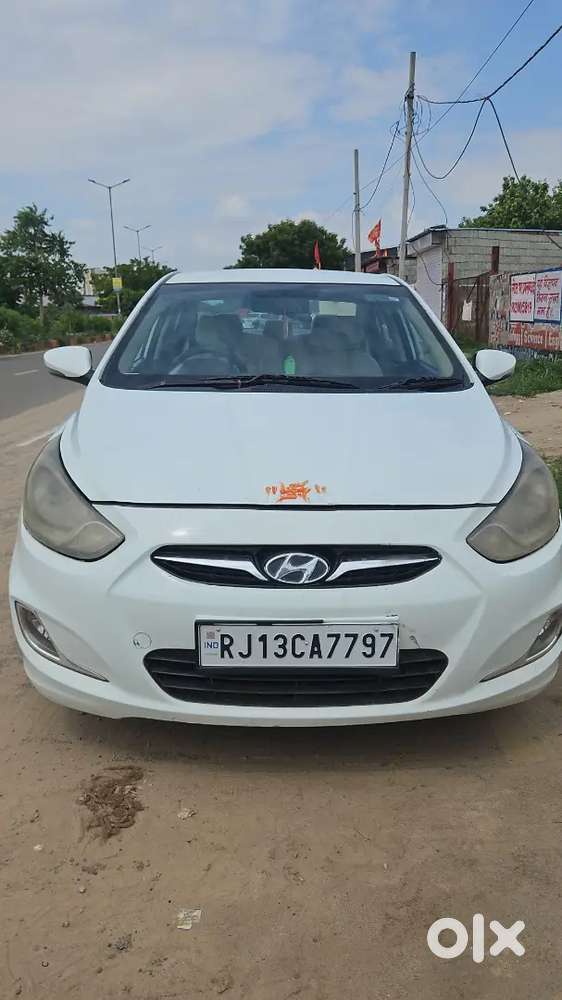 Hyundai Verna Crdi 2013